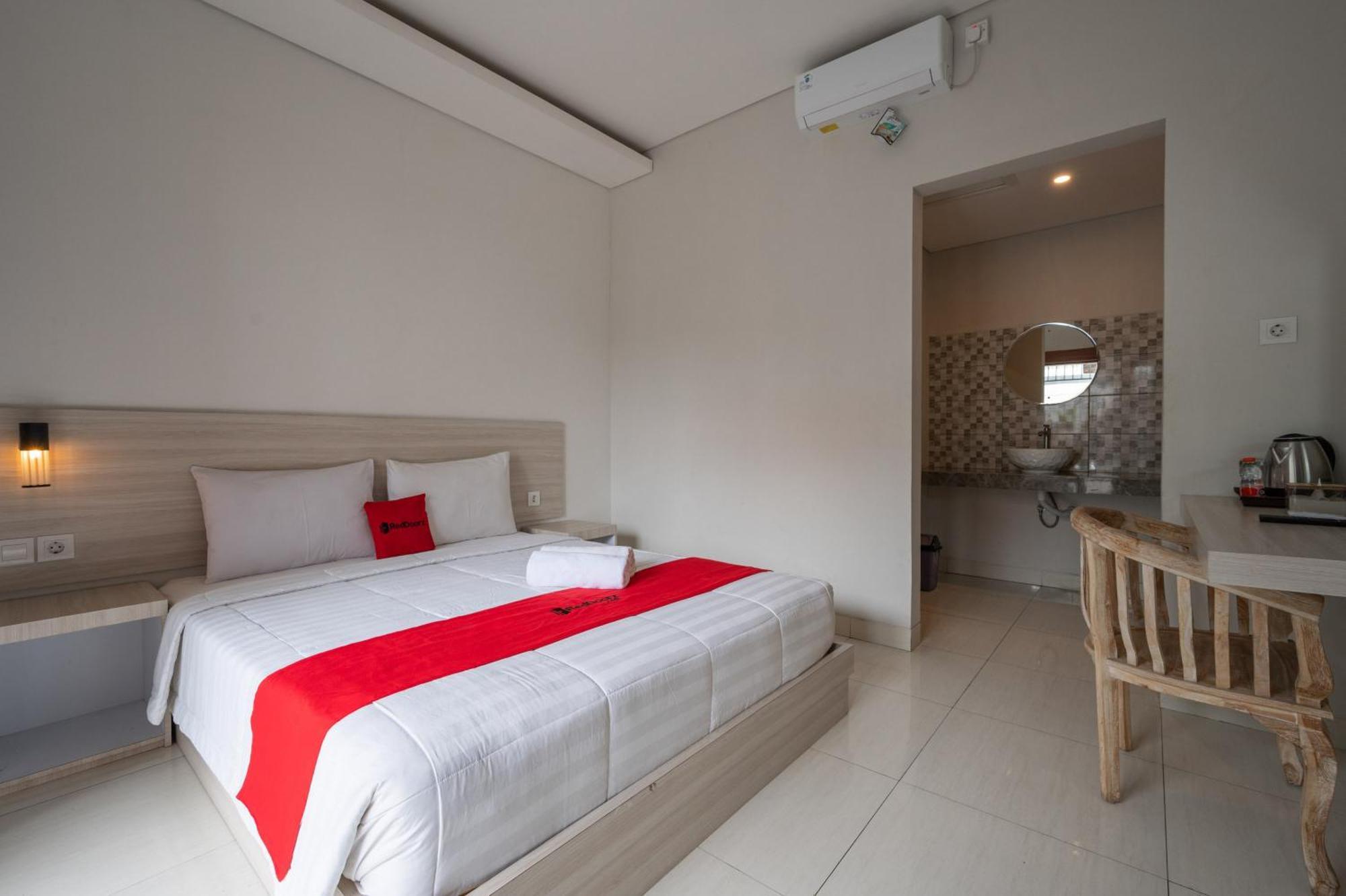 Reddoorz Plus At Yasa'S Living Denpasar Sanur Extérieur photo