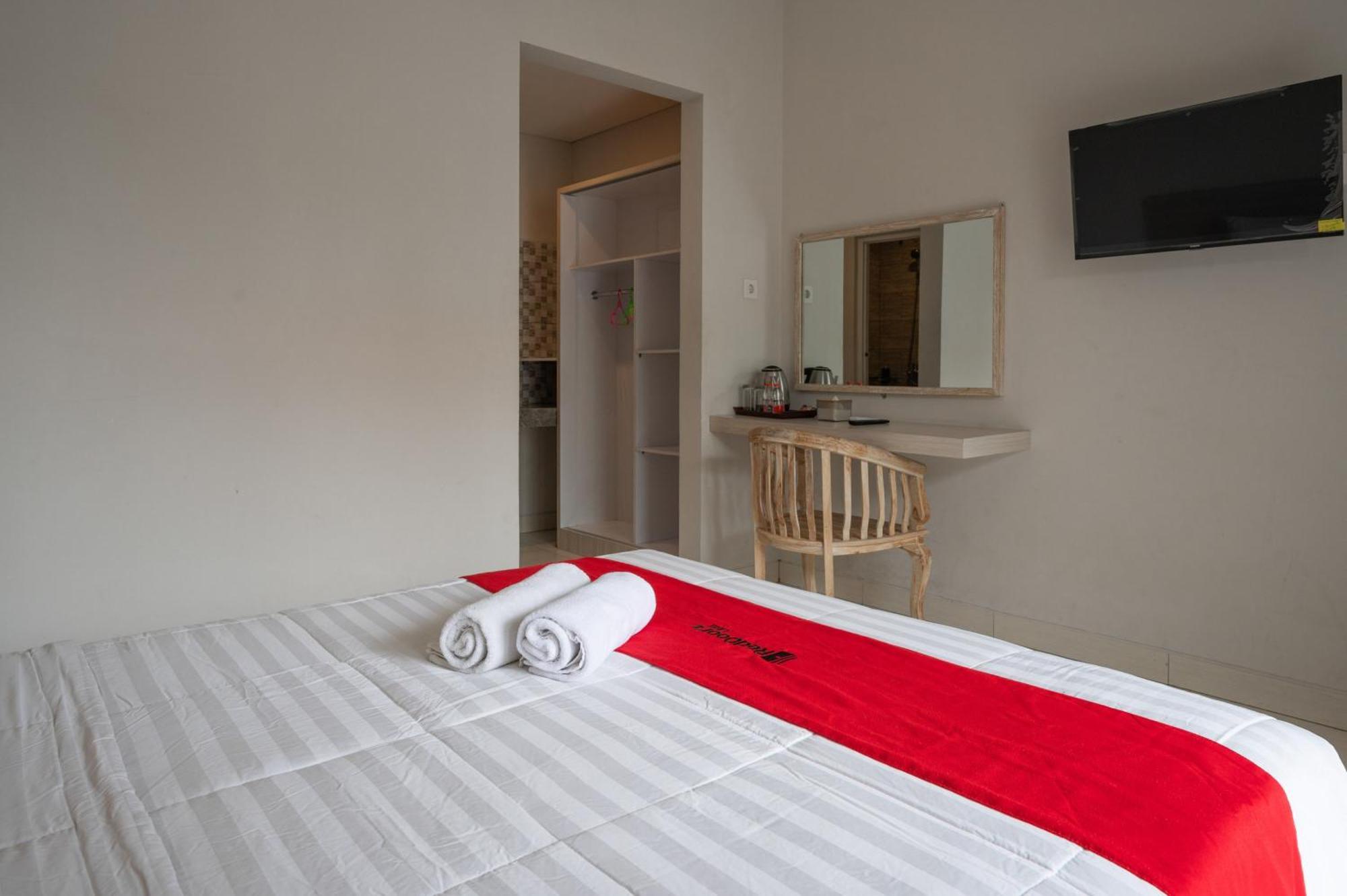 Reddoorz Plus At Yasa'S Living Denpasar Sanur Extérieur photo