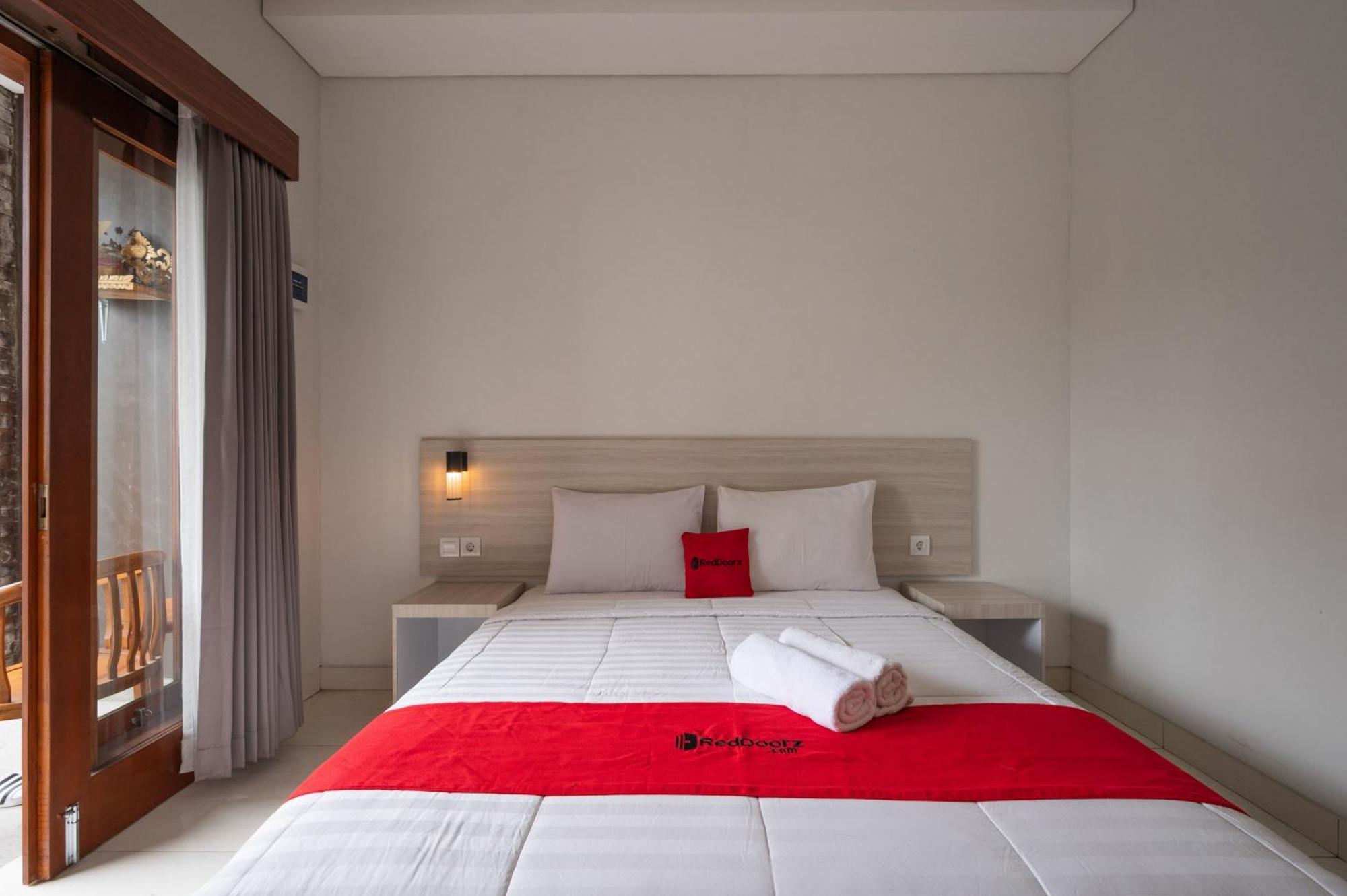 Reddoorz Plus At Yasa'S Living Denpasar Sanur Extérieur photo
