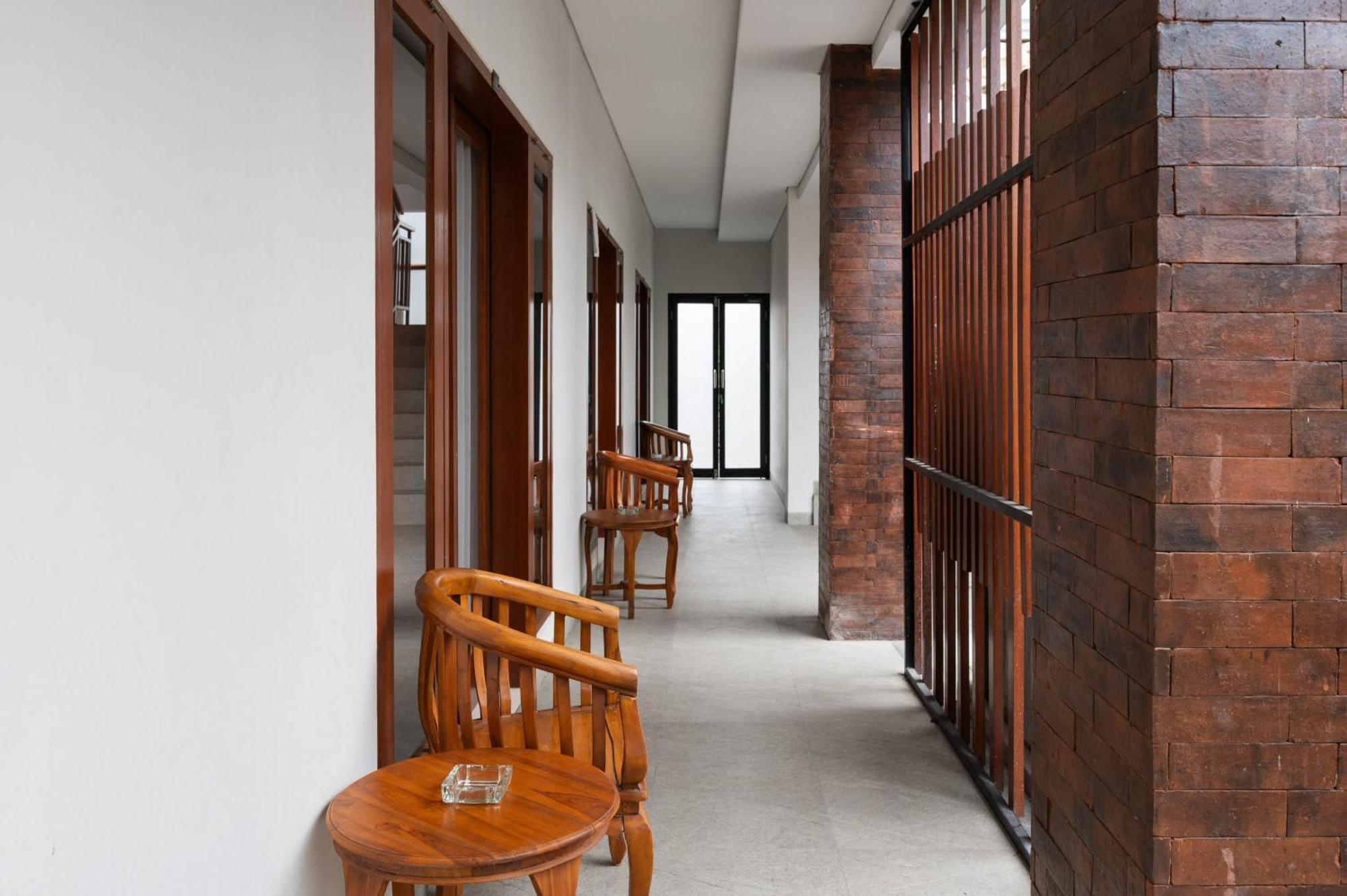 Reddoorz Plus At Yasa'S Living Denpasar Sanur Extérieur photo